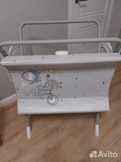 Пеленальный столик с ванночкой cam