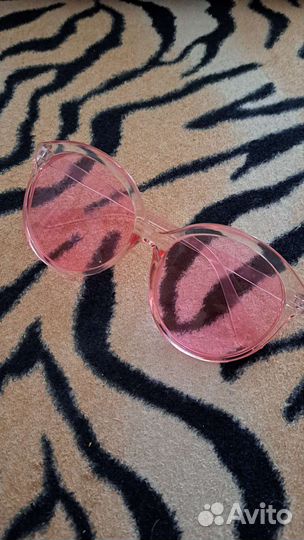 Солнцезащитные очки