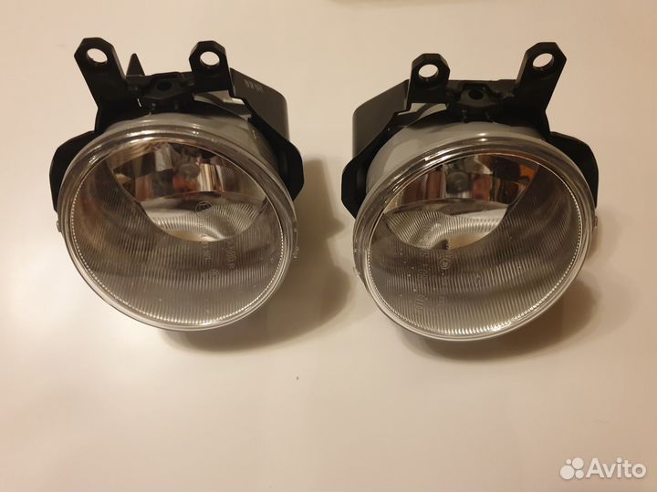 Оригинальные противотуманные фары Toyota Rav4 V
