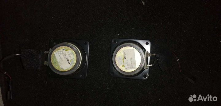 Динамик, в задней части mercedes SL R230