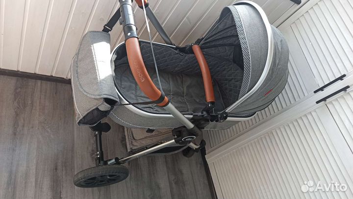 Коляска 2 в 1 Luxmom