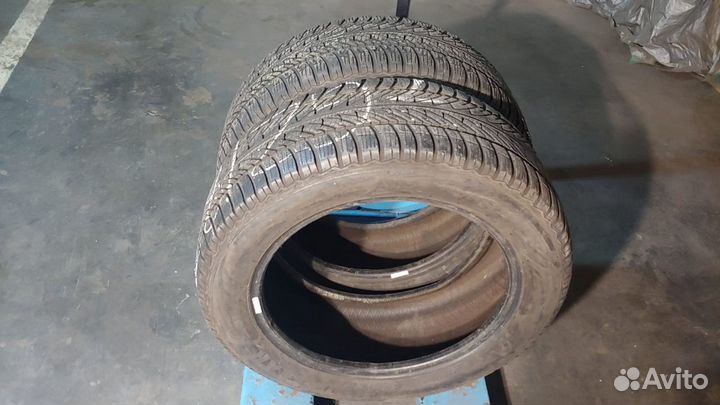 Goodyear UltraGrip 8 Performance 225/55 R17 97H