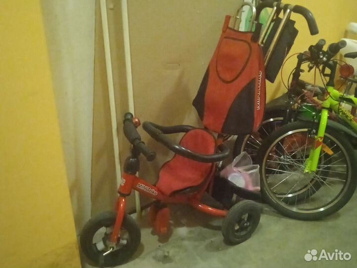 Прогулочная коляска