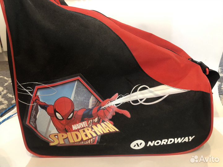 Лыжные ботинки с сумкой