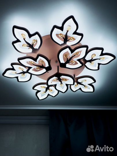 Люстра светодиодная потолочная 9 ламп