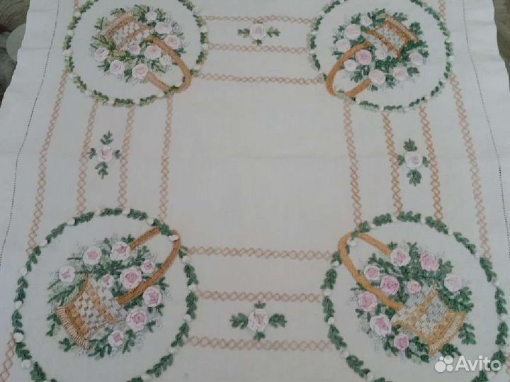 Скатерти чайные, салфетки, дорожки вышивка ришелье