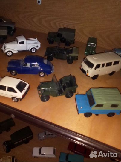 Модели 1/43 авто,тракторы, бронетехника