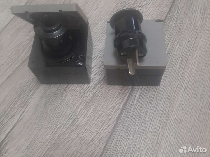 Розетка со шторкой новая СССР