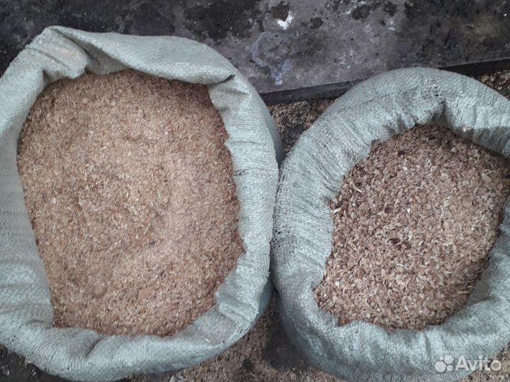 Опилки дубовые (в мешках по 50л)