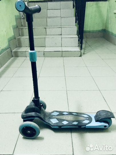 Самокат детский трехколесный