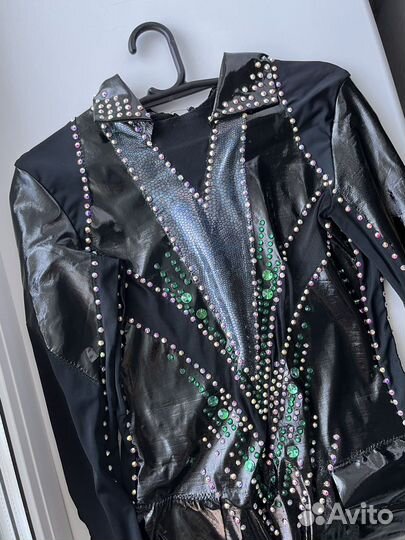 Костюм для фигурного катания для девочки