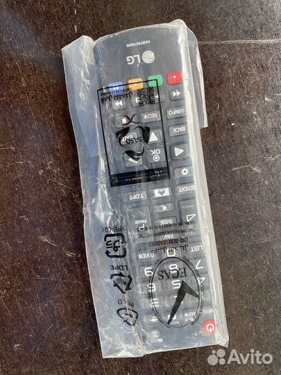 Пульт LG AKB75375609