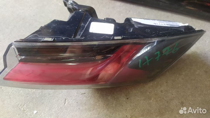 Lamborghini Urus Фонарь правый