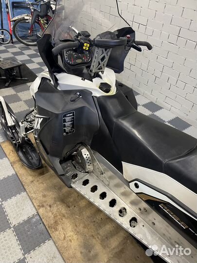 Снегоход Lynx 49 Ranger