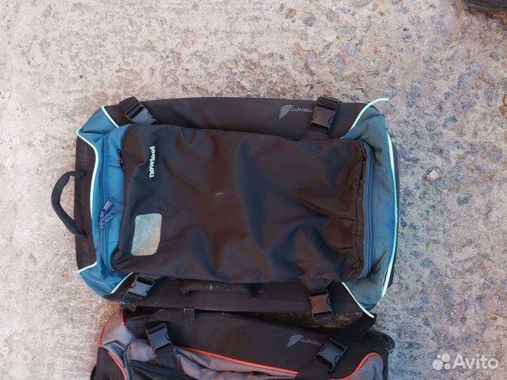 Набор чемоданов