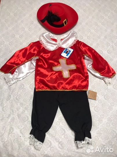 Карнавальный костюм Мушкетер новый 128