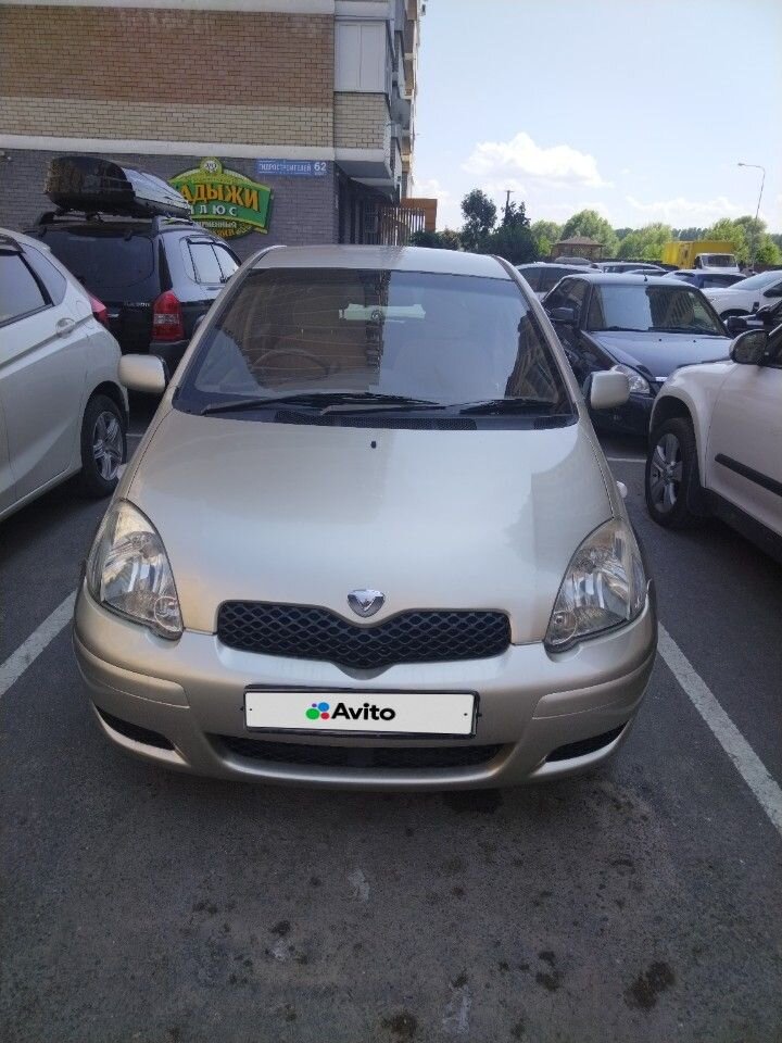 Toyota Vitz: фото владельца