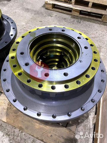 Бортовой редуктор Komatsu PC400-7 208-27-00252