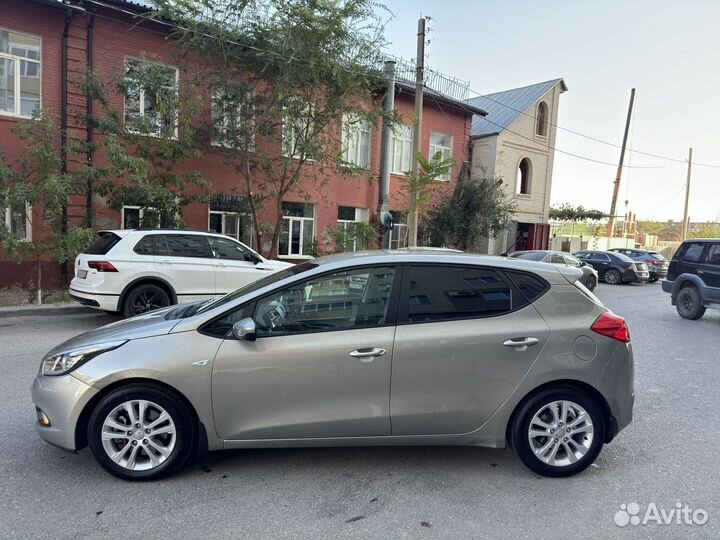 Kia Ceed 1.6 AT, 2015, 71 000 км