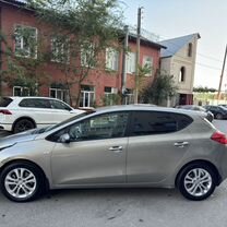 Kia Ceed 1.6 AT, 2015, 71 000 км, с пробегом, цена 1 350 000 руб.