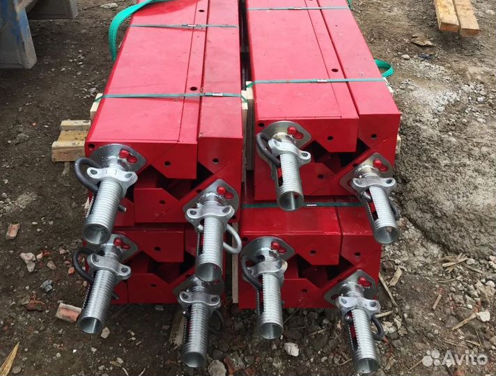 Распалубочные угловые части опалубки