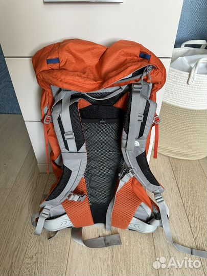 Трекинговый рюкзак The North Face Banchee 35