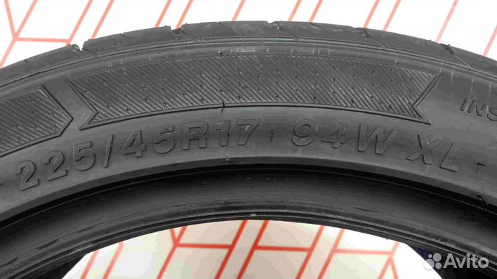 Arivo Ultra ARZ4 225/45 R17 94W