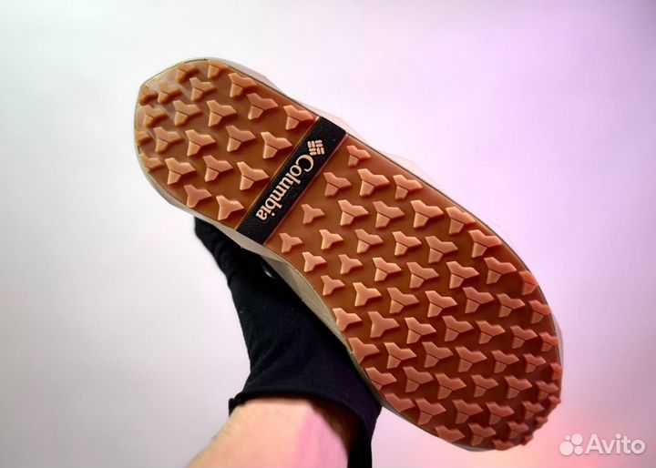 Кроссовки Columbia эргономичные