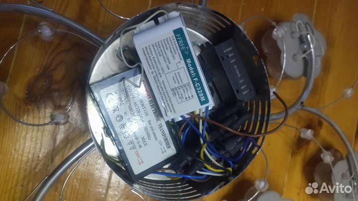 Люстры 2 штуки