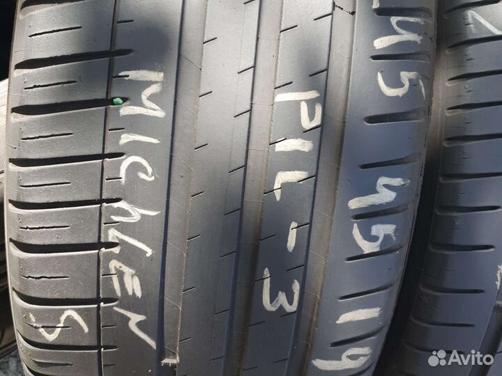 Michelin Pilot Sport 3 245/45 R19 102Y