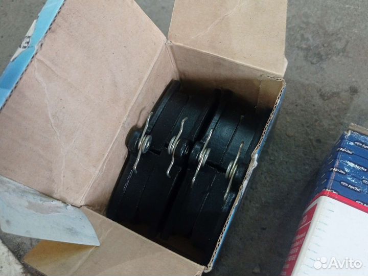 Колодки ваз 2108-15 перед и зад