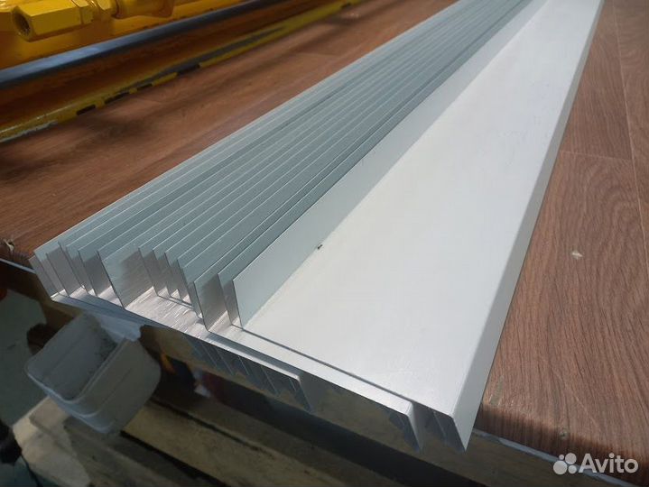 Отливы 120*2500 мм RAL 9003