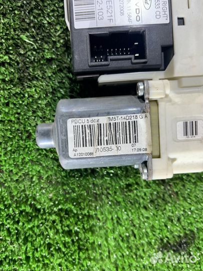 Моторчик стеклоподъемника Ford Focus II рестайлинг