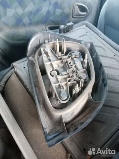 Фонарь Renault Megane хэтчбек