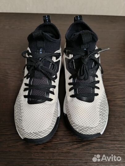 Кроссовки баскетбольные Tarmak 36р