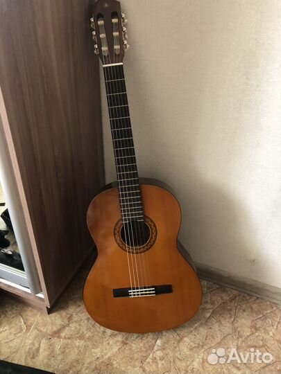 Классическая гитара yamaha c40