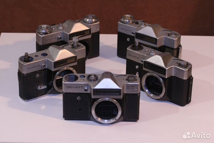 За все 5 фотоаппаратов Зенит Е