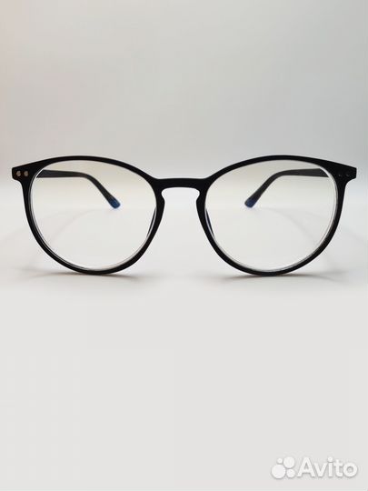 Очки с диоптриями минус плюс