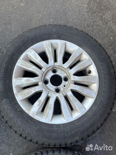 185/65 R15 Nokian Hakkapeliitta 8 Зима Литые R15 pсd:4x100 ет:40 DIA:60.1