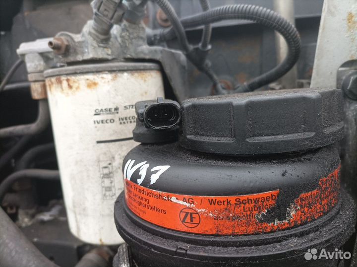 0274965 Бачок гура