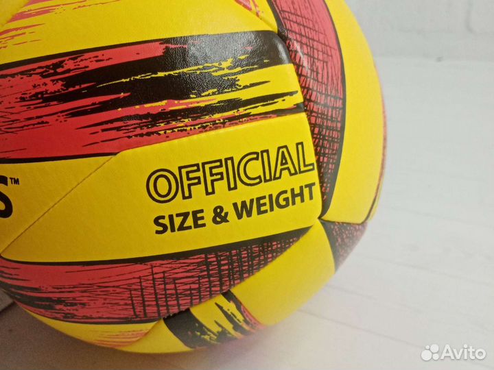 Волейбольный мяч