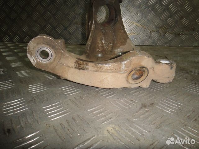 Кулак поворотный Passat B6 (05-11) /Passat B7 (11