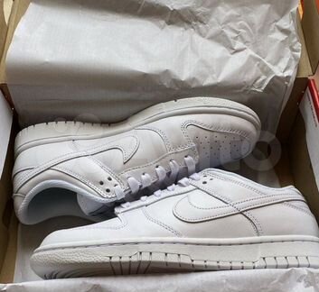 Кроссовки Nike Dunk Low Triple White