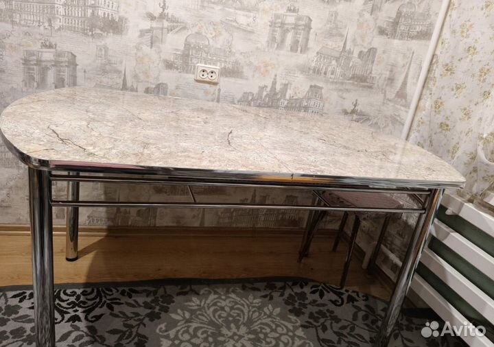 Стол раздвижной для кухни