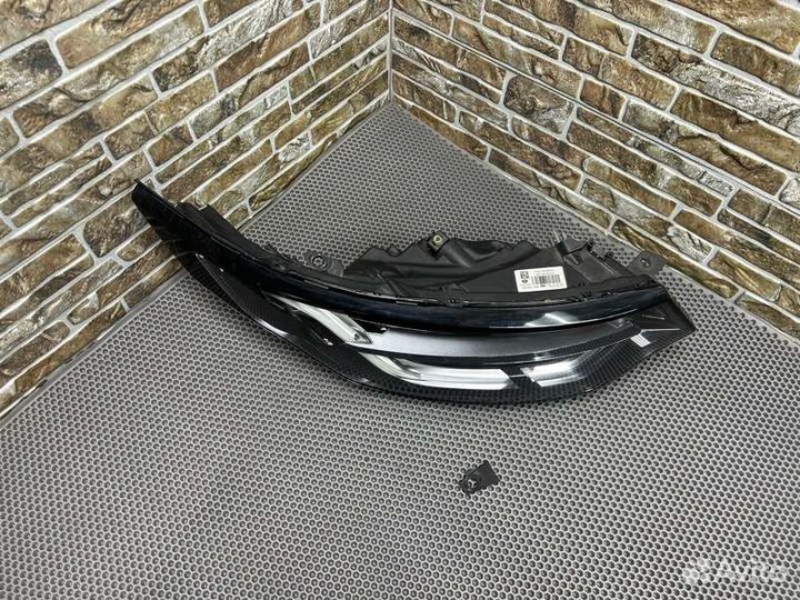 Фара правая Land Rover Discovery V