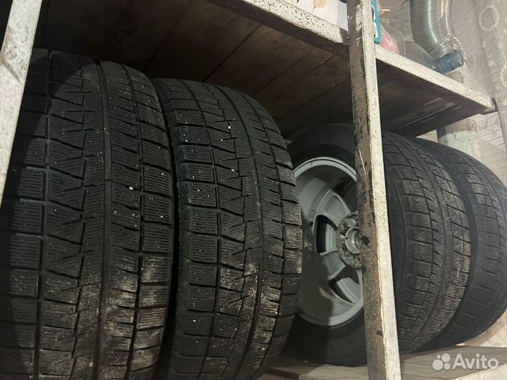 Bridgestone Blizzak Revo GZ 205/55 R16