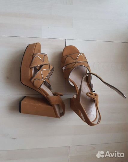 Босоножки mango новые