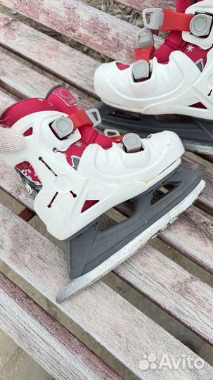 Коньки фигурные для девочки
