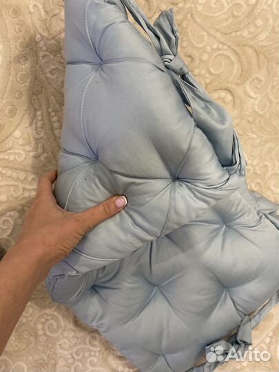 Бортики и комплект детского белья