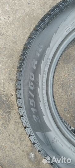 Pirelli Winter Ice Control 215/60 R16